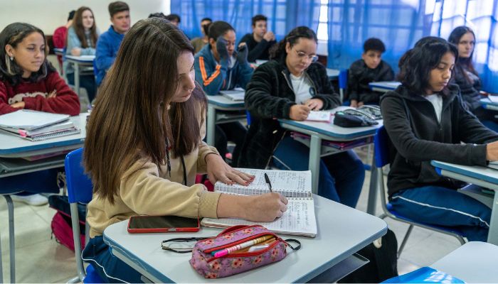  Aumento da educação em tempo integral impulsiona Paraná no Anuário da Educação Básica